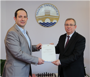 REKTÖR PROF. DR. ERHAN TABAKOĞLU, ATAMASI YAPILAN AKADEMİSYENLER İLE BİR ARAYA GELDİ