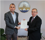 REKTÖR PROF. DR. ERHAN TABAKOĞLU, ATAMASI YAPILAN AKADEMİSYENLER İLE BİR ARAYA GELDİ