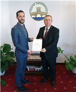 REKTÖR PROF. DR. ERHAN TABAKOĞLU, ATAMASI YAPILAN AKADEMİSYENLER İLE BİR ARAYA GELDİ