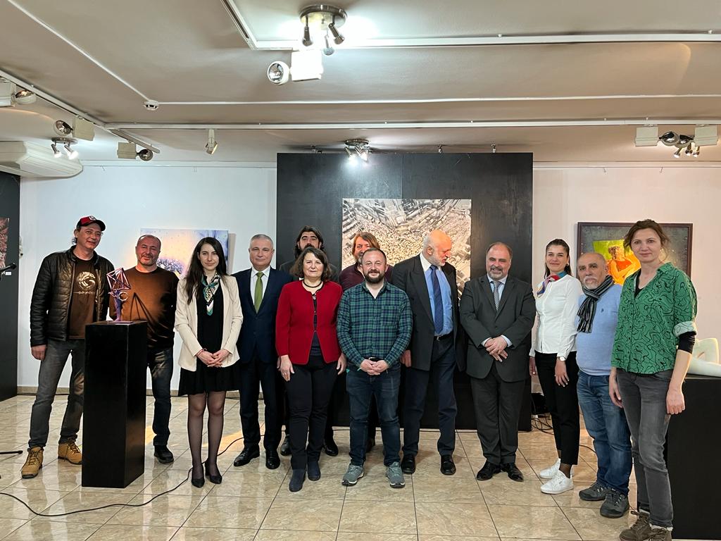 SOFYA’DA GÜZEL SANATLAR FAKÜLTESİNDEN BALKAN SERGİSİ