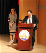 TRAKYA ÜNİVERSİTESİ’NDE SAHNELENEN “GÖÇ” TİYATROSU, DUYGUSAL ANLAR YAŞATTI...