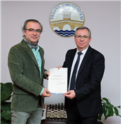 REKTÖR PROF. DR. ERHAN TABAKOĞLU, ATAMASI YAPILAN AKADEMİSYENLERİ TEBRİK ETTİ