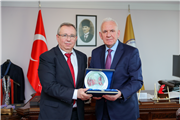KUZEY MAKEDONYA ESKİ DEVLET BAKANI HADİ NEZİR’DEN REKTÖR PROF. DR. ERHAN TABAKOĞLU’NA ZİYARET