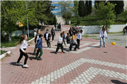 EĞİTİM FAKÜLTESİNDE ÇOCUKLARA GELENEKSEL OYUNLAR OYNATILDI