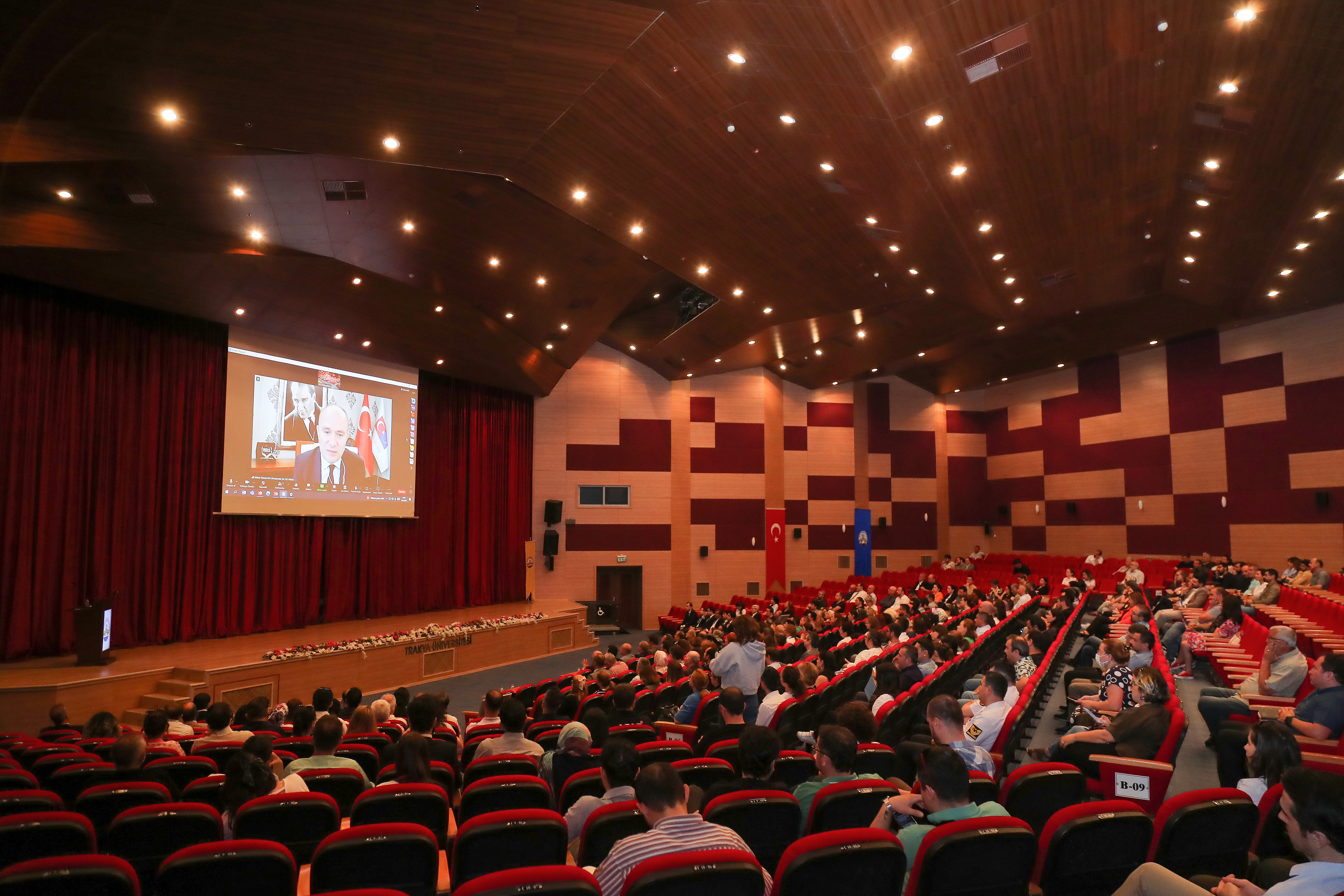TRAKYA ÜNİVERSİTESİNDE AVRUPA BİRLİĞİ BAŞKANLIĞI İLE “SINIR ÖTESİ PROJELER: MENTÖRLÜK VE DENEYİM PAYLAŞIMI EĞİTİMİ” GERÇEKLEŞTİRİLDİ