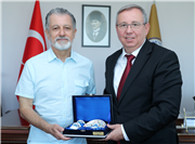 PROF. DR. UFUK BERBEROĞLU’NDAN REKTÖR PROF. DR. ERHAN TABAKOĞLU’NA ZİYARET