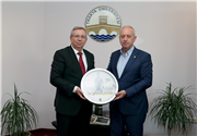 KEŞAN TİCARET BORSASI YÖNETİM KURULU BAŞKANI NECMİ KAYMAZ VE BAŞKAN YARDIMCISI MURAT ORHUN’DAN REKTÖR PROF. DR. ERHAN TABAKOĞLU’NA ZİYARET