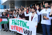 TRAKYA ÜNİVERSİTESİ ÖĞRENCİLERİNDEN “KATLİAMA DUR DE” YÜRÜYÜŞÜ