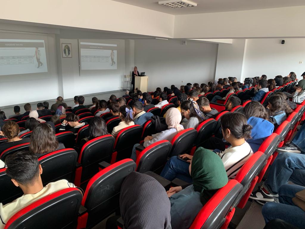 KEŞAN HAKKI YÖRÜK SAĞLIK YÜKSEKOKULU, 2023-2024 AKADEMİK YILI ORYANTASYON PROGRAMINI GERÇEKLEŞTİRİLDİ