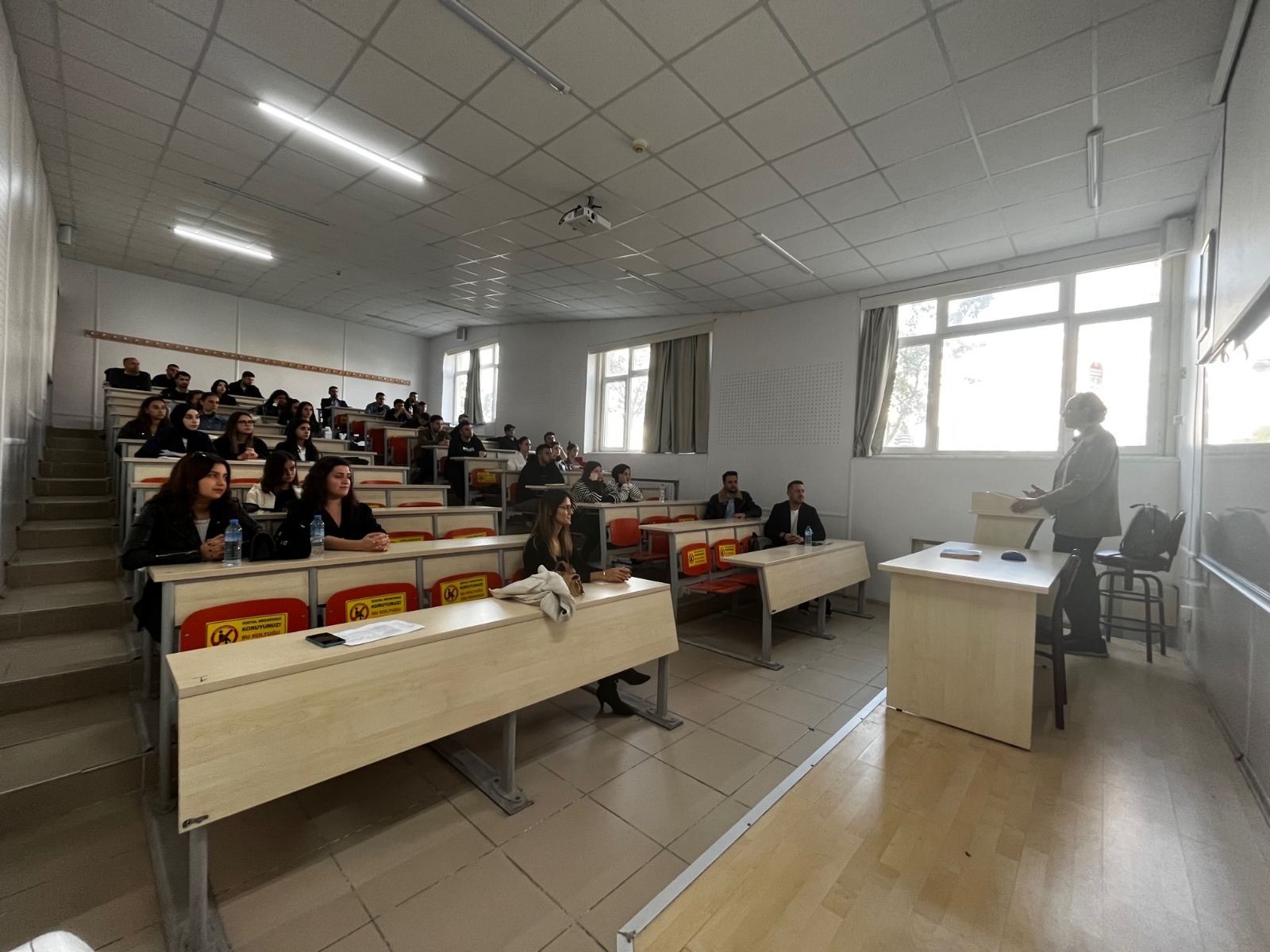 MİGROS A.Ş. ÖĞRENCİLERİMİZE “MAYA” YÖNETİCİ YETİŞTİRME PROGRAMI HAKKINDA BİLGİ VERDİ