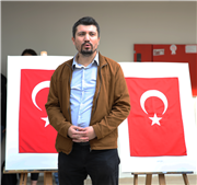 TRAKYA ÜNİVERSİTESİNDE TÜRK BAYRAĞI VE TİŞÖRTÜ DİKME ETKİNLİĞİ DÜZENLENDİ