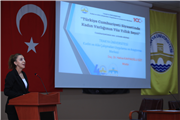 TRAKYA ÜNİVERSİTESİNDE “TÜRKİYE CUMHURİYETİ SİYASETİNDE KADIN VARLIĞININ YÜZ YILLIK SEYRİ” KONUŞULDU