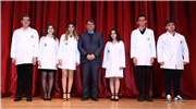 DİŞ HEKİMLİĞİ FAKÜLTESİNDE BEYAZ ÖNLÜK GİYME TÖRENİ