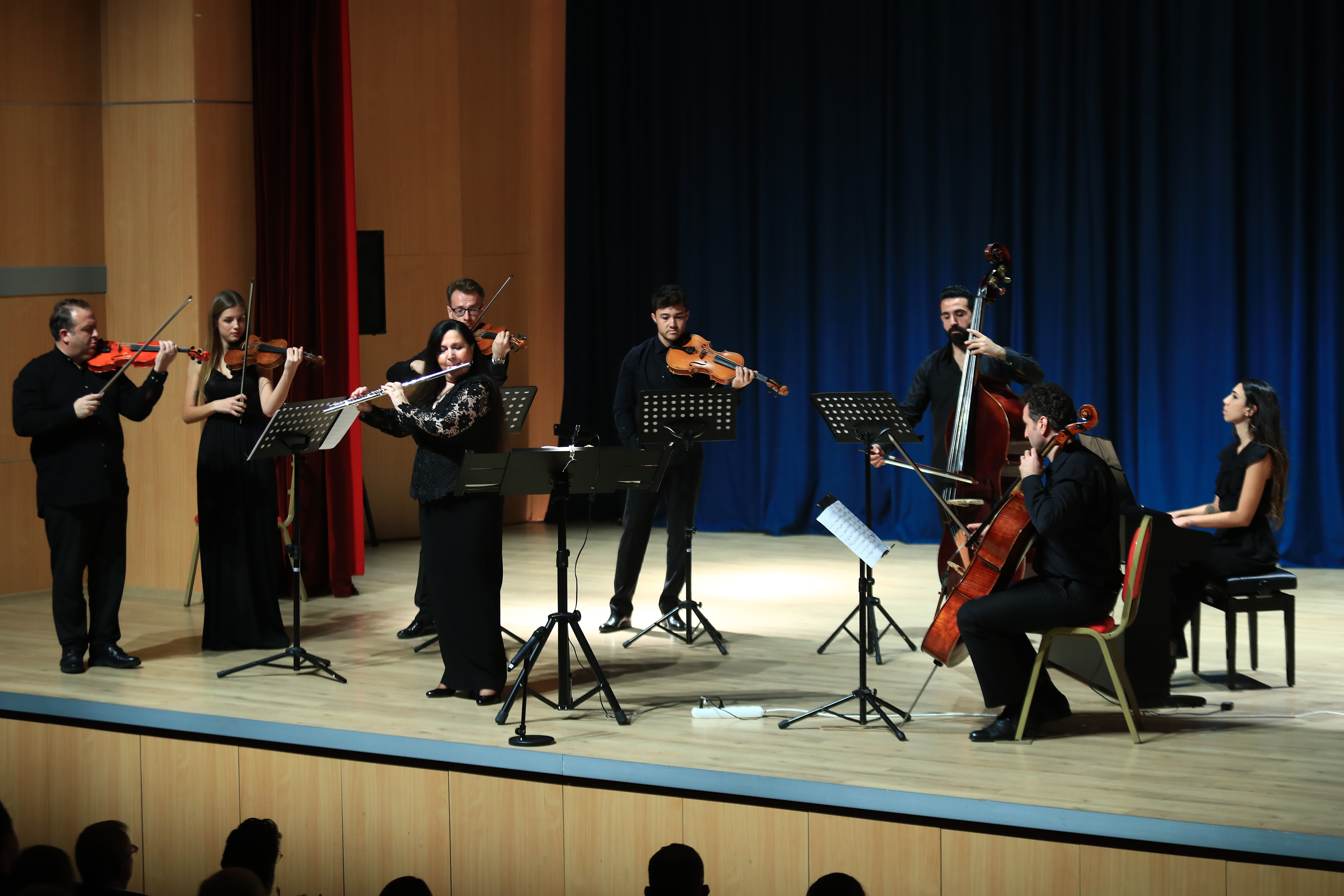 TRAKYA ENSEMBLE VE "SİHİRLİ FLÜT" LAKAPLI TÜRK FLÜT VİRTÜÖZÜ ŞEFİKA KUTLUER’DEN MUHTEŞEM İKİ KONSER
