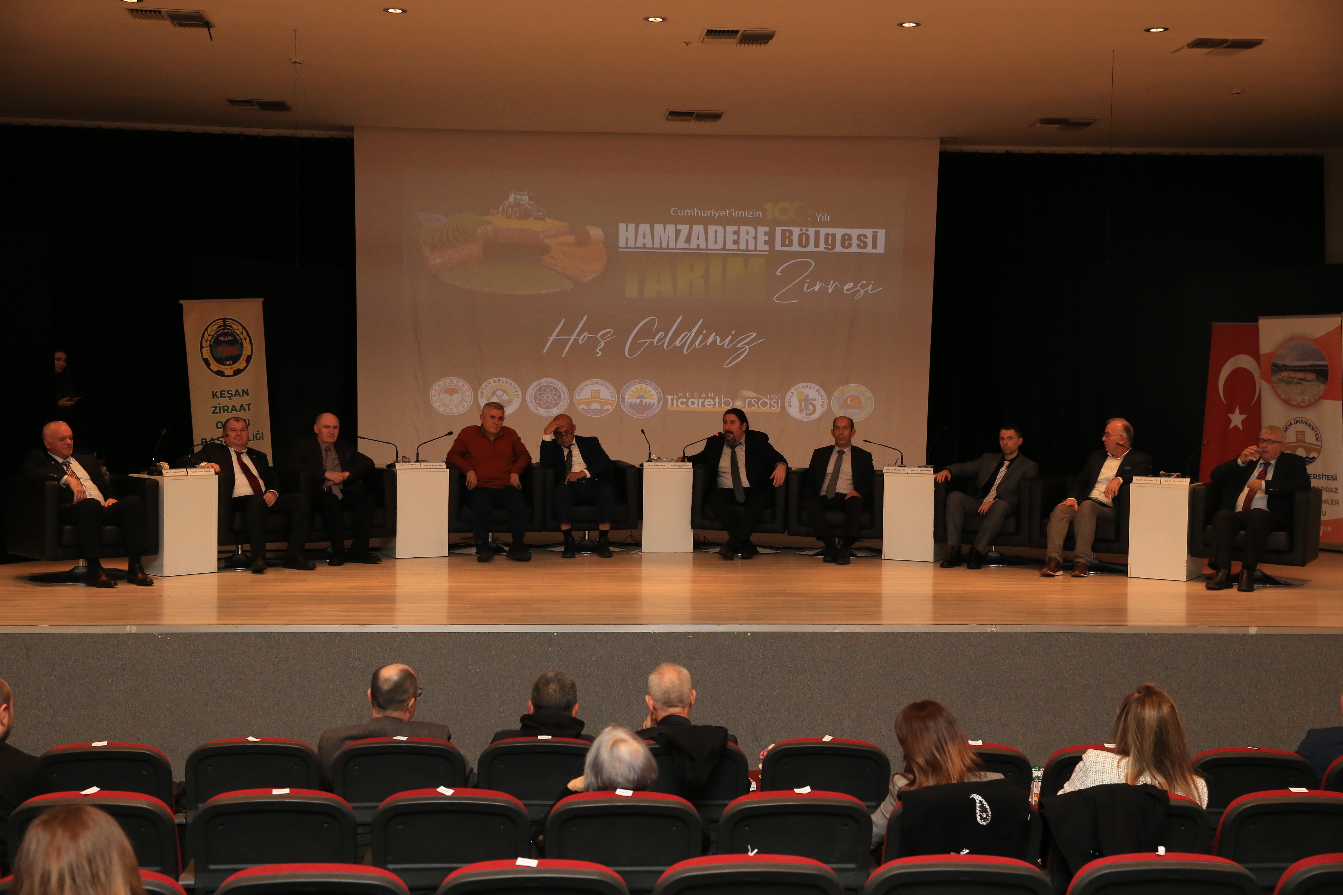 HAMZADERE BÖLGESİ TARIM ZİRVESİ GERÇEKLEŞTİRİLDİ