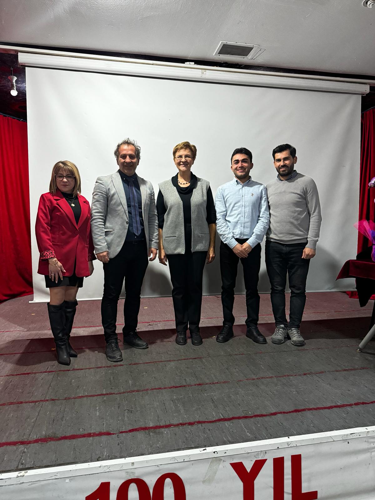 PROF. DR. IŞIK GÖRKER, ÖZEL GEREKSİNİMLİ BİREYLERİN EBEVEYNLERİ VE ÖĞRETMENLERİNE EĞİTİM VERDİ