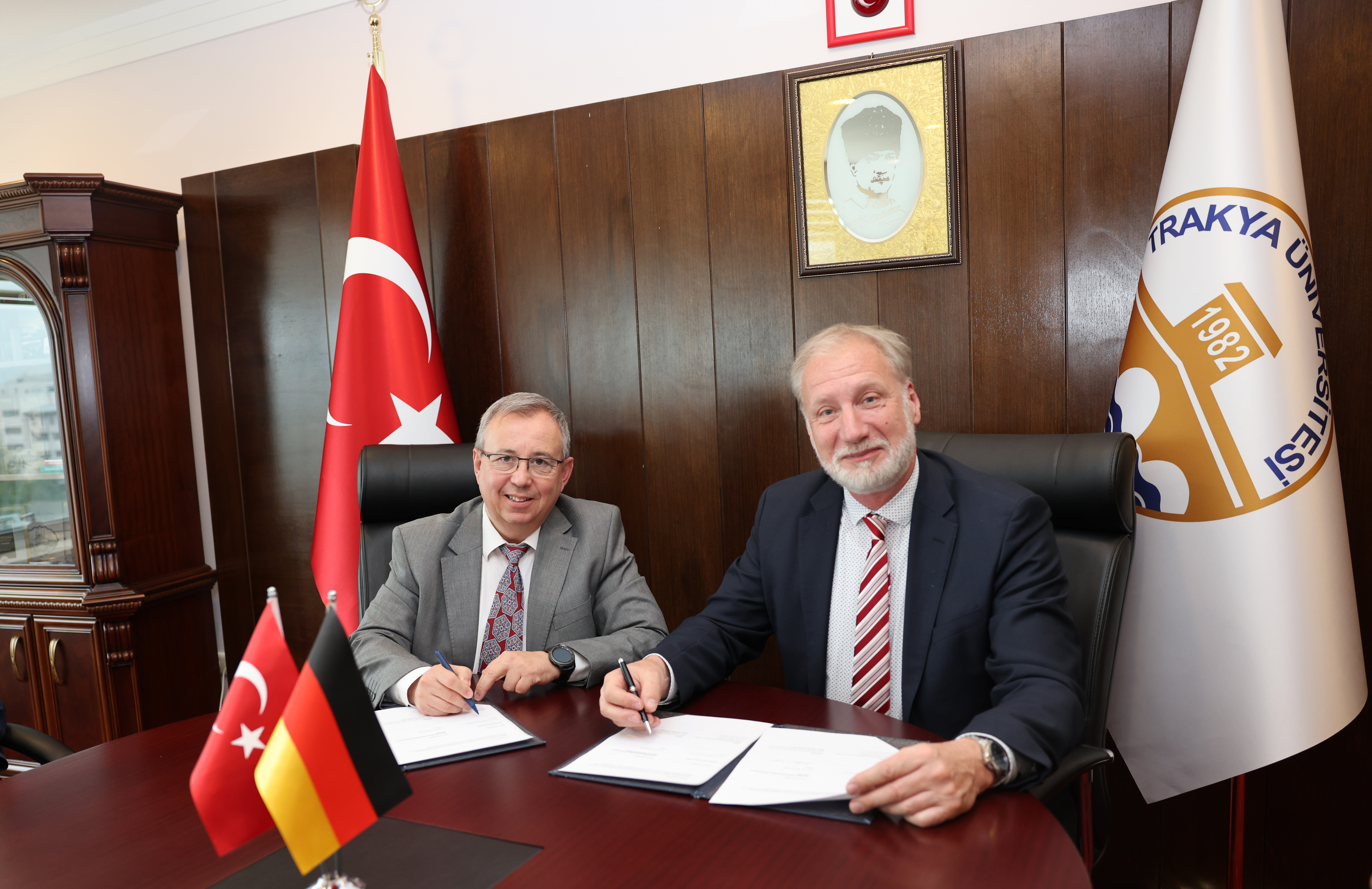 TRAKYA ÜNİVERSİTESİ İLE BADEN-WUERTTEMBERG COOPERATİVE STATE ÜNİVERSİTESİ ARASINDA İŞ BİRLİĞİ PROTOKOLÜ İMZALANDI