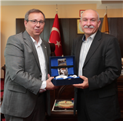 PROF. DR. PAPP SÁNDOR VE ALTAY GÖKBİLGİN İLE MACAR DİLİ BÖLÜMÜ VE GÖKBİLGİN KÜLLİYATI ÜZERİNE GÖRÜŞMELER GERÇEKLEŞTİRİLDİ