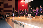 SAĞLIK BİLİMLERİ FAKÜLTESİNDE MEZUNİYET COŞKUSU YAŞANDI
