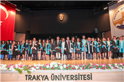 EDİRNE SOSYAL BİLİMLER YÜKSEKOKULUNDA MEZUNİYET COŞKUSU YAŞANDI