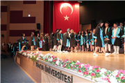 EDİRNE SOSYAL BİLİMLER YÜKSEKOKULUNDA MEZUNİYET COŞKUSU YAŞANDI