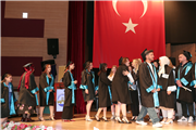 EDİRNE SOSYAL BİLİMLER YÜKSEKOKULUNDA MEZUNİYET COŞKUSU YAŞANDI