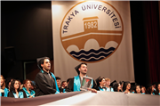 EDİRNE SOSYAL BİLİMLER YÜKSEKOKULUNDA MEZUNİYET COŞKUSU YAŞANDI