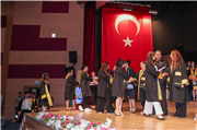 TRAKYA ÜNİVERSİTESİ İKTİSADİ BİRİMLER FAKÜLTESİNDE MEZUNİYET HEYECANI YAŞANDI