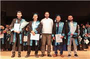 İLAHİYAT FAKÜLTESİNDE MEZUNİYET SEVİNCİ