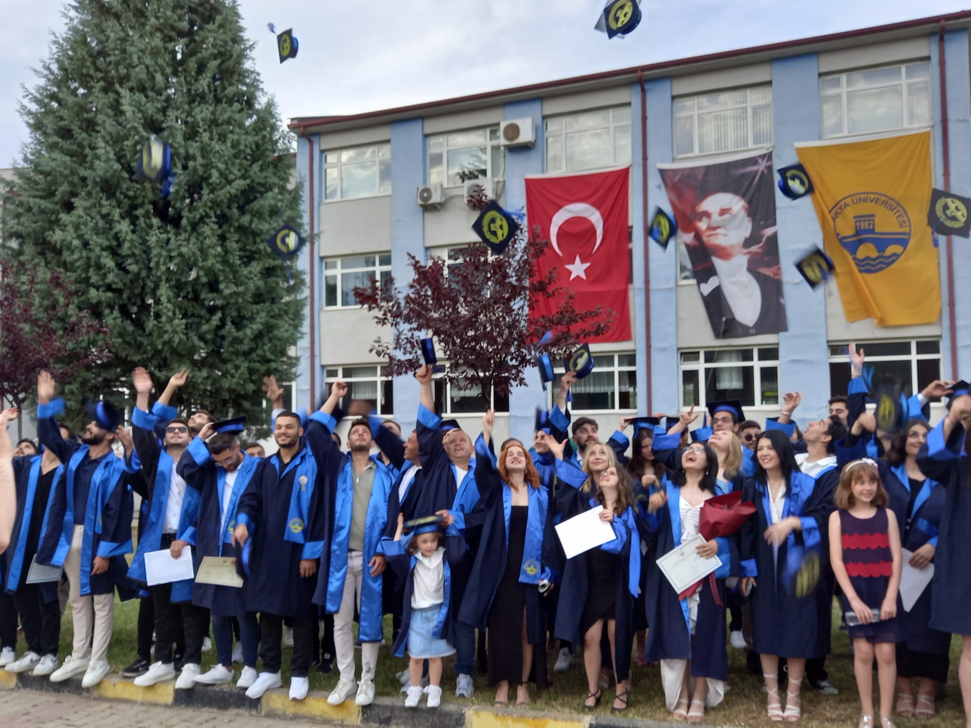 KEŞAN MESLEK YÜKSEKOKULUNDA MEZUNİYET HEYECANI