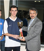 YILDIZ A VE YILDIZ B BASKETBOL TAKIMLARIMIZDAN KUPA!