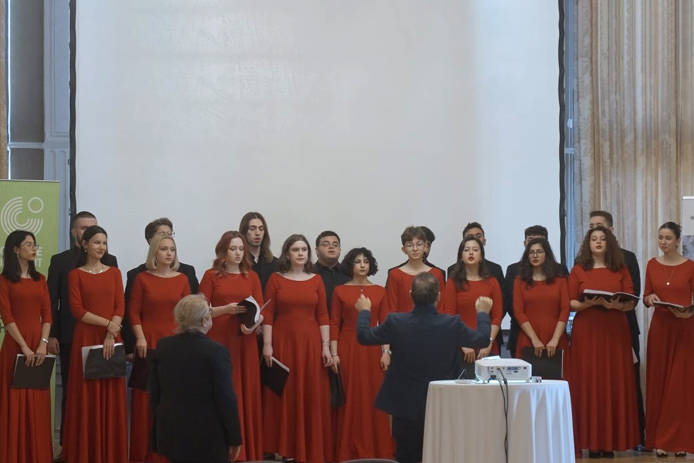 MÜZİK ÖĞRETMENLİĞİ BÖLÜMÜ KOROLARIMIZDAN EŞSİZ KONSER
