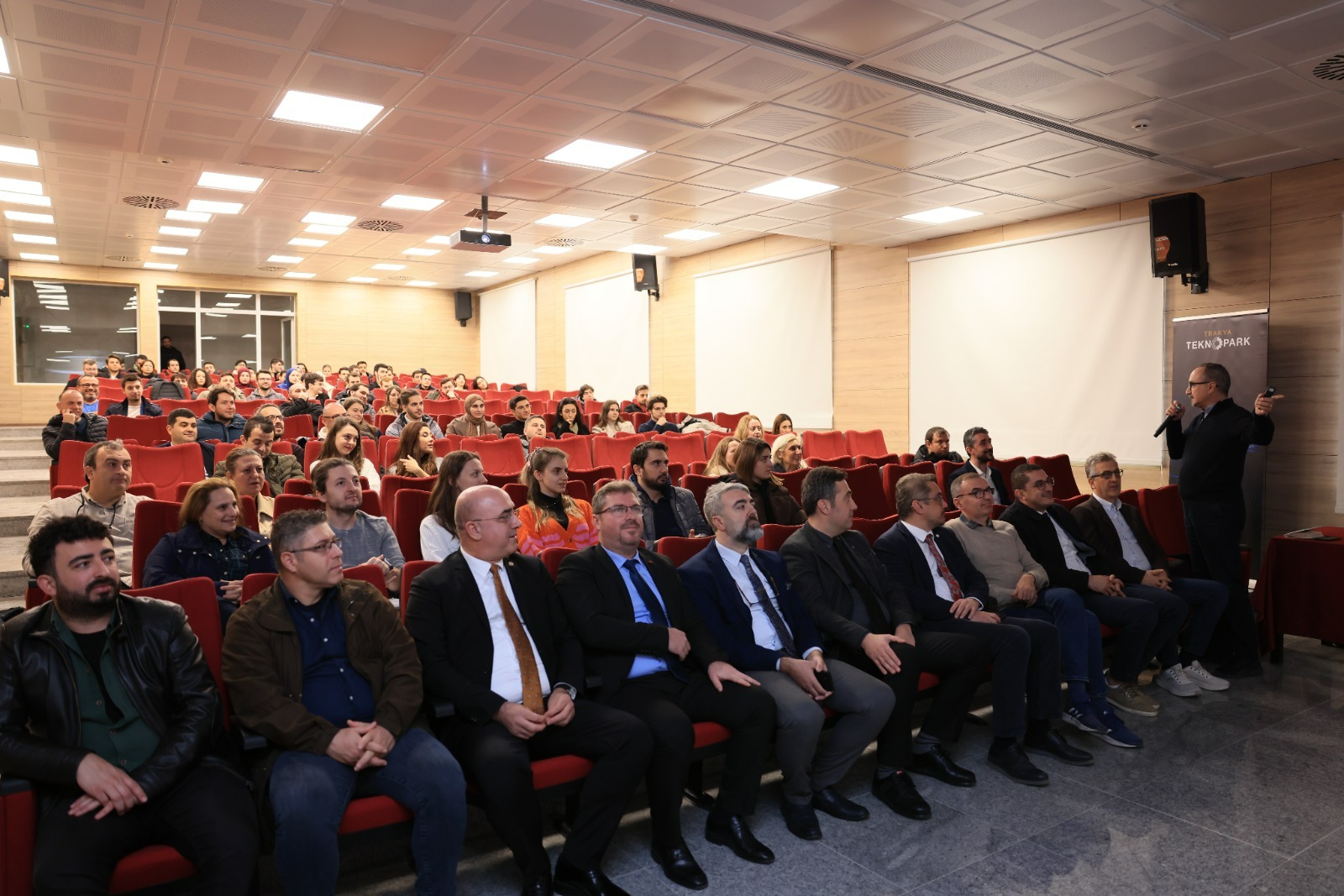TRAKYA ÖN KULUÇKA GİRİŞİMCİ BULUŞMALARI DÜZENLENDİ