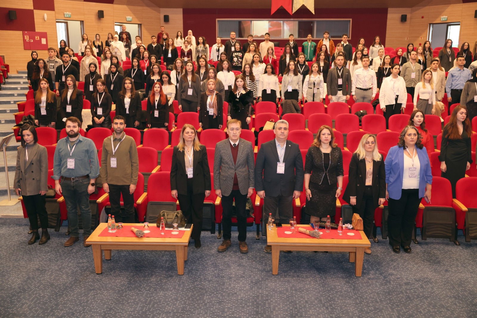  2. DERMOKOZMETİK ZİRVESİ ÜNİVERSİTEMİZDE GERÇEKLEŞTİRİLDİ