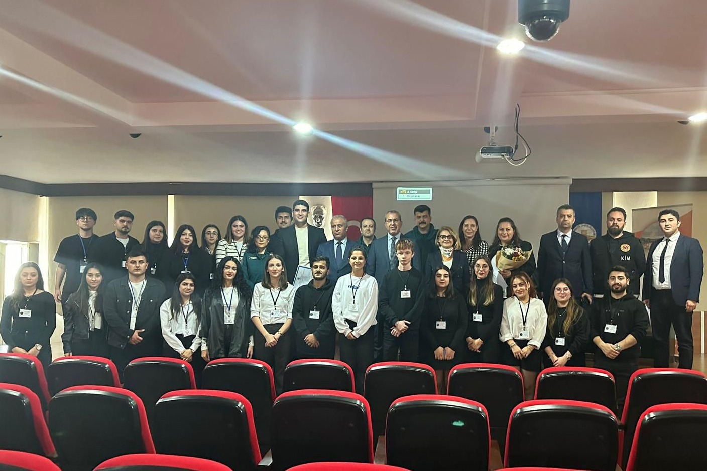 KEŞAN YUSUF ÇAPRAZ UYGULAMALI BİLİMLER YÜKSEKOKULUNDA MESLEKİ TANITIM TOPLANTISI GERÇEKLEŞTİRİLDİ