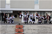 TRAKYA ÜNİVERSİTESİ ULUSLARARASI BALKAN HALK OYUNLARI FESTİVALİ BAŞLADI