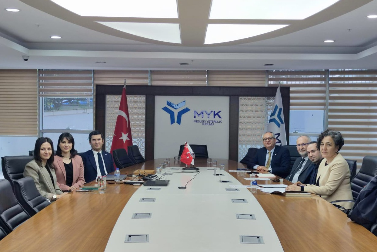 TRAKYA ÜNİVERSİTESİNDEN MESLEKİ YETERLİLİK KURUMUNA ZİYARET