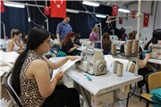EDİRNE TEKNİK BİLİMLER MYO ÖĞRENCİLERİ ÜNİVERSİTE HASTANESİNE AMELİYATHANE TEKSTİLLERİ ÜRETİYOR
