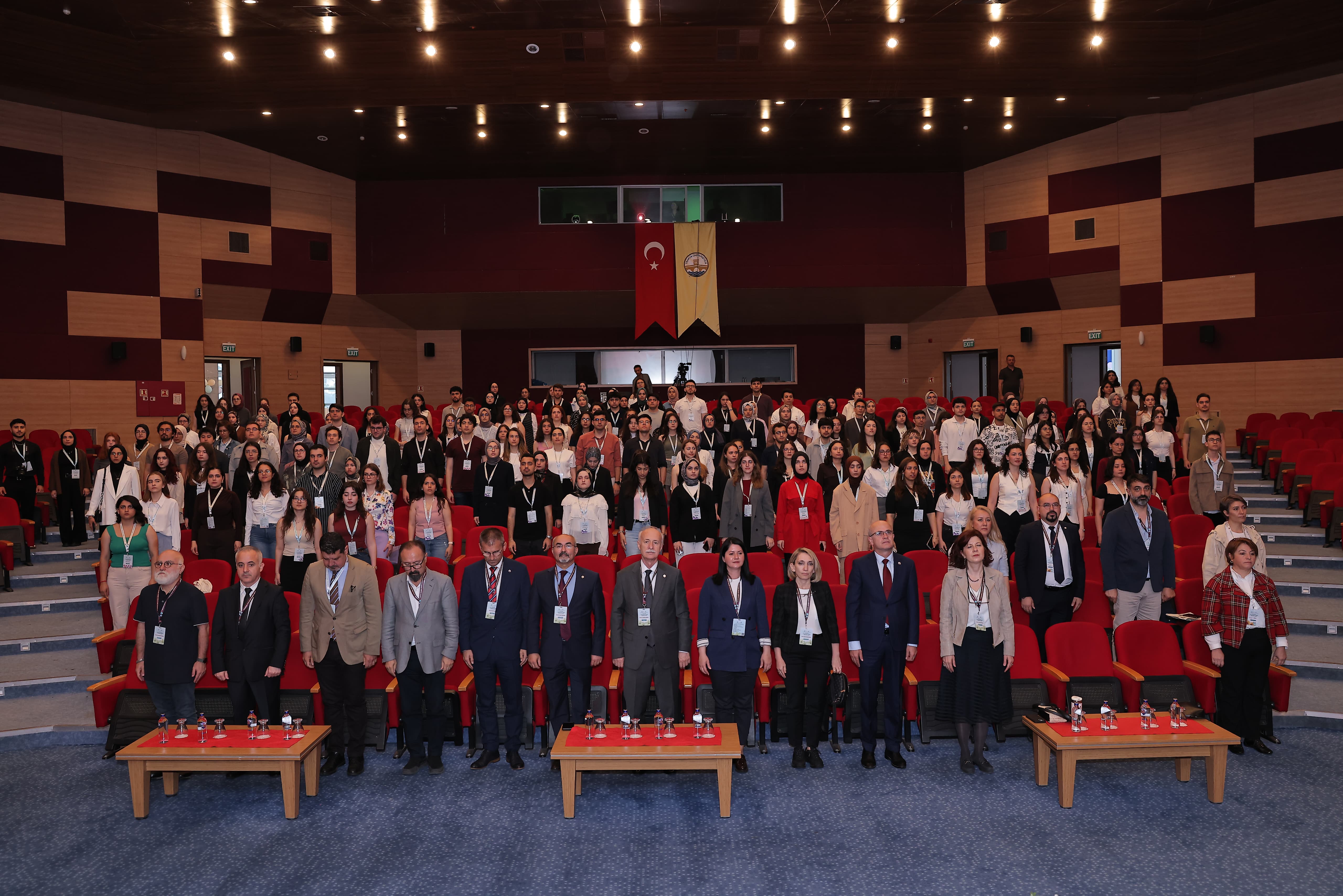 TRAKYA ÜNİVERSİTESİNDE İYİLİK DOLU BULUŞMA: 8. ULUSAL LEYLA’DAN SONRA EĞİTİM KAMPI