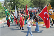 TRAKYA ÜNİVERSİTESİ BAHAR ŞENLİKLERİ KORTEJ YÜRÜYÜŞÜYLE BAŞLADI