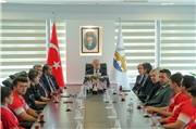 ŞAMPİYON JUDOCULARIMIZDAN REKTÖRÜMÜZE ZİYARET