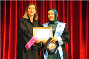 TRAKYA ÜNİVERSİTESİ SAĞLIK HİZMETLERİ MESLEK YÜKSEKOKULUNDA MEZUNİYET SEVİNCİ