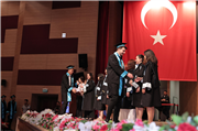 KEŞAN HAKKI YÖRÜK SAĞLIK YÜKSEKOKULU MEZUNLARINI COŞKULU BİR TÖRENLE UĞURLADI