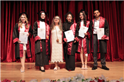 TRAKYA ÜNİVERSİTESİ ECZACILIK FAKÜLTESİNDE MEZUNİYET SEVİNCİ