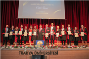 TRAKYA ÜNİVERSİTESİNDE AKADEMİK YÜKSELTME VE ÖDÜL TÖRENİ GERÇEKLEŞTİRİLDİ