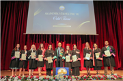 TRAKYA ÜNİVERSİTESİNDE AKADEMİK YÜKSELTME VE ÖDÜL TÖRENİ GERÇEKLEŞTİRİLDİ