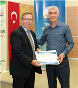 TRAKYA ÜNİVERSİTESİ'NDEKİ STEM EĞİTİMİNİ TAMAMLAYAN SOYDAŞ ÖĞRETMENLER, SERTİFİKALARINI EDİRNE MİLLETVEKİLİ FATMA AKSAL’DAN ALDI