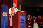 TRAKYA ÜNİVERSİTESİ TIP FAKÜLTESİNDE MEZUNİYET SEVİNCİ