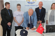 ÜNİVERSİTEMİZDE İLK KAYIT TÖRENİ GERÇEKLEŞTİRİLDİ