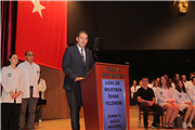 HEKİM ADAYLARI BEYAZ ÖNLÜKLERİNİ TÖRENLE GİYDİLER